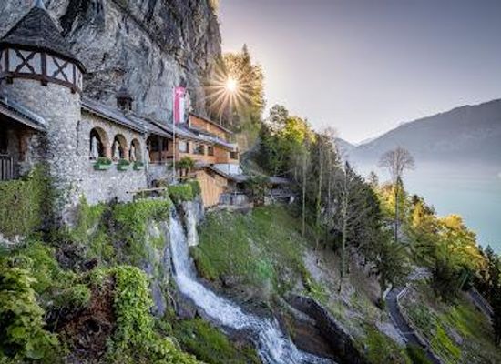 switzerland/grindelwald/attraction/st-beatus-hohlen-swiss-caves