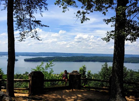 alabama/red-hills/attraction/lake-guntersville-state-park