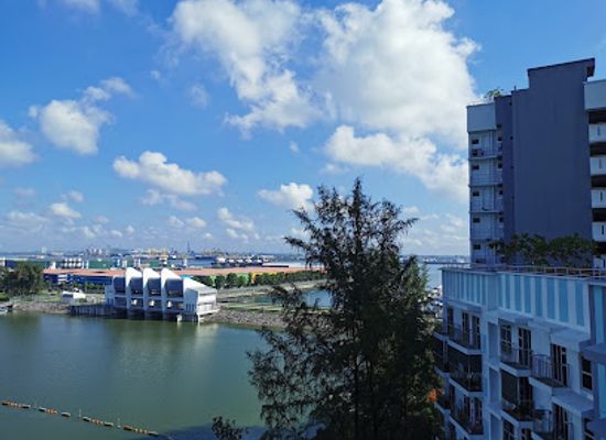 singapore/punggol/attraction/punggol-tidal-gate