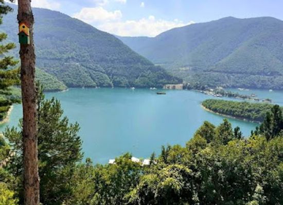bulgaria/rhodope-mountains/attraction/aptechka
