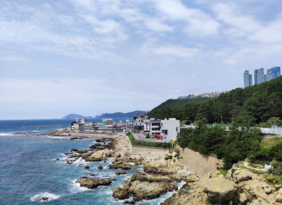 south-korea/busan/haeundae/attraction/haeundae-blueline-park