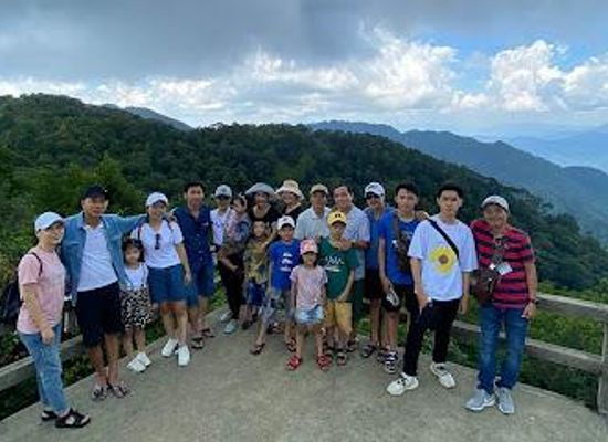 vietnam/hue/attraction/hue-deluxe-group-tour