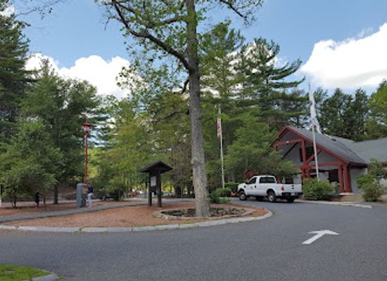 massachusetts/blackstone-valley/attraction/purgatory-chasm-state-reservation