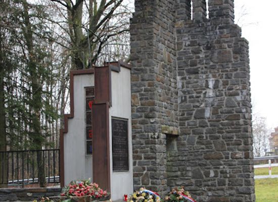luxembourg/wiltz/attraction/national-liberation-memorial