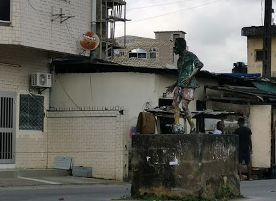 cameroon/east-region/attraction/carrefour-eto-o