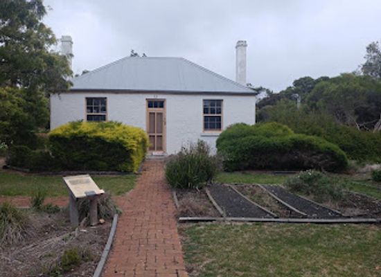 australia/south-east-south-australia/attraction/dingley-dell-conservation-park