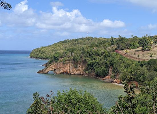 saint-lucia/anse-la-raye/attraction/cinderella-s-slipper