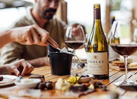 australia/tasmania/attraction/pooley-wines