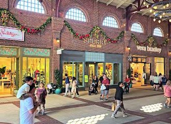 florida/greater-orlando/attraction/disney-springs
