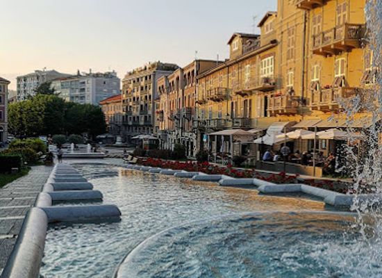 italy/monferrato/attraction/piazza-italia