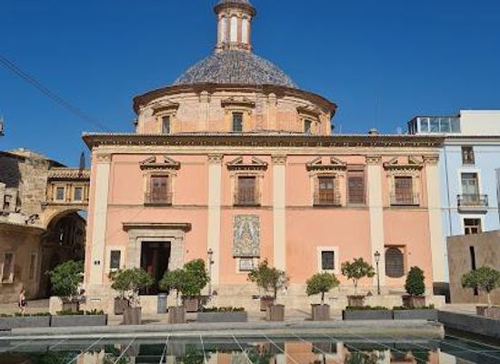 spain/valencia/attraction/basilica-de-la-mare-de-deu-dels-desemparats