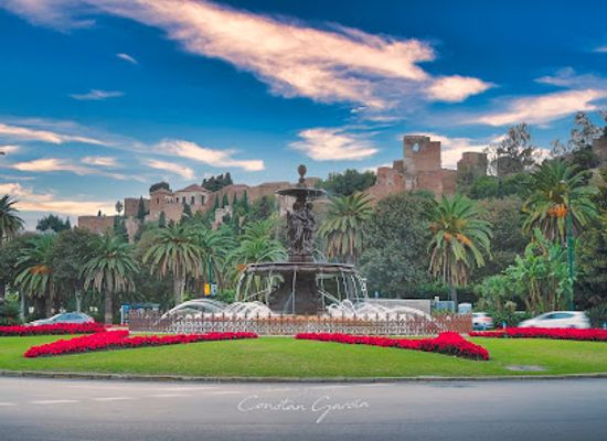 spain/malaga/la-malagueta/attraction/fuente-de-las-tres-gracias