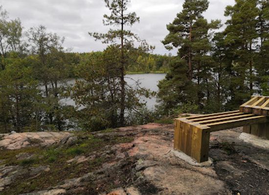 finland/turku/naantali/attraction/luolalanjarvi-nature-trail