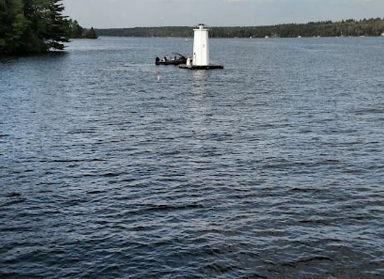new-hampshire/sullivan-county/attraction/burkehaven-lighthouse