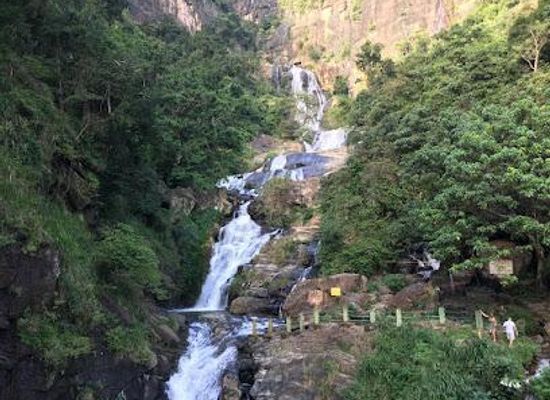 sri-lanka/nuwara-eliya/attraction/small-ravana-falls