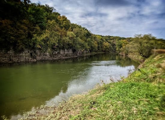 iowa/backbone-state-park/attraction/motor-mill-historic-site