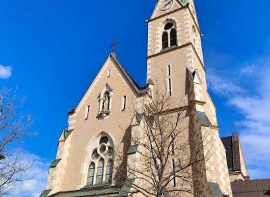slovenia/kranjska-gora/attraction/nikolaikirche-villach