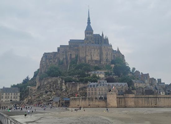 france/mont-saint-michel/attraction/porte-de-l-avancee