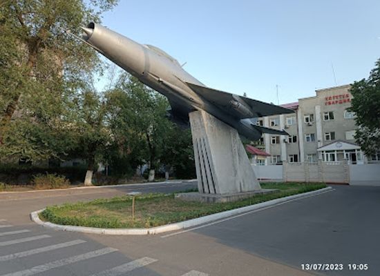 kyrgyzstan/chuy-valley/attraction/mig-21