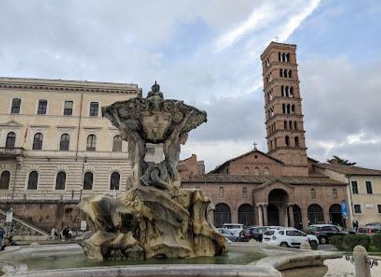 italy/rome/attraction/santa-maria-in-cosmedin
