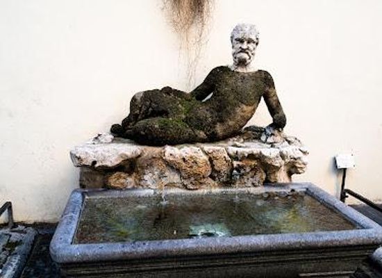 italy/rome/attraction/fontana-del-babuino