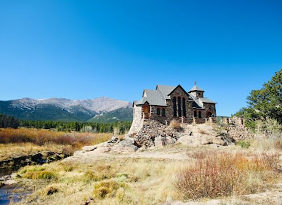 colorado/rocky-mountain-national-park/attraction/saint-catherine-s-chapel-on-the-rock