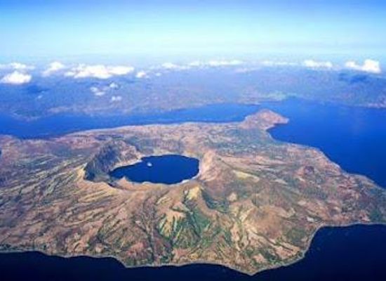 philippines/tagaytay/attraction/taal-volcano