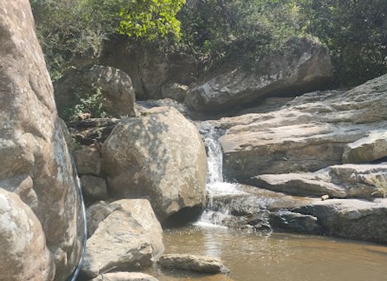 bolivia/amboro-national-park/attraction/cascada-bulito