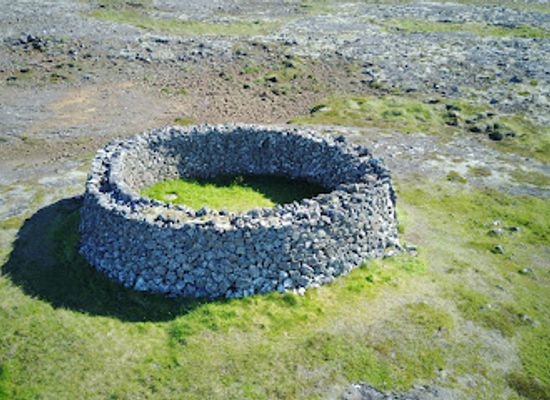 iceland/highlands/attraction/staoarborg