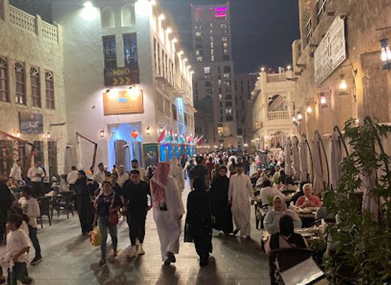 qatar/doha/souq-waqif/attraction/seating-area-souq-waqif