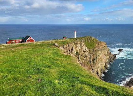 faroe-islands/tvoroyri/attraction/akraberg-lighthouse