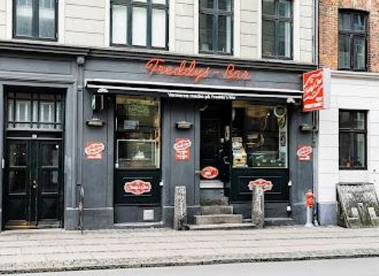 denmark/copenhagen/bar/freddys-bar