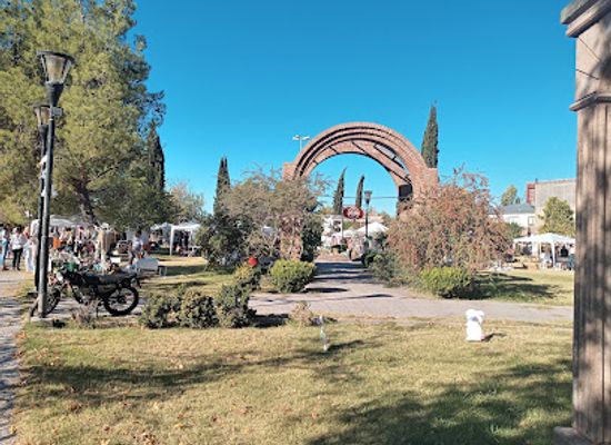 argentina/san-rafael/attraction/plaza-italia