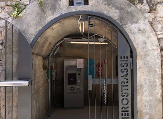 croatia/pula/attraction/zerostrasse-exit-cvecicev-uspon