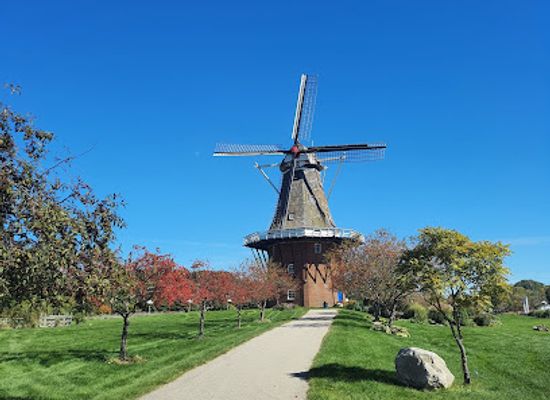michigan/southeast-michigan/attraction/windmill-island-gardens