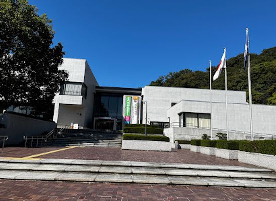 japan/tottori-sand-dunes/attraction/tottori-prefectural-museum