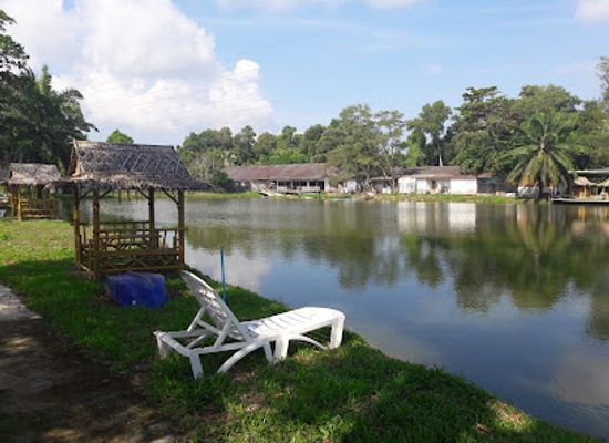 thailand/phuket-province/attraction/phuket-bualuang-fishing-park