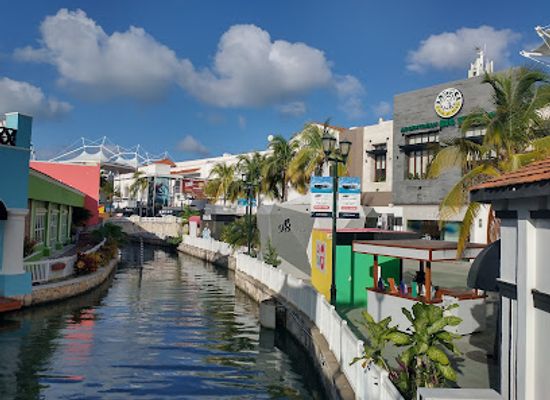 mexico/cancun/attraction/cancun-wax-museum