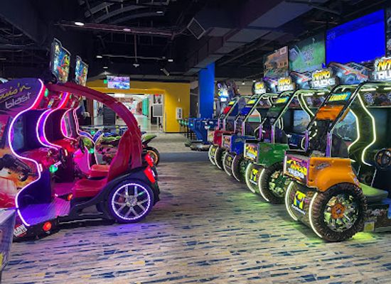 maryland/towson/attraction/round1-bowling-arcade