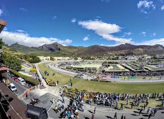 mauritius/trou-aux-biches/attraction/champ-de-mars