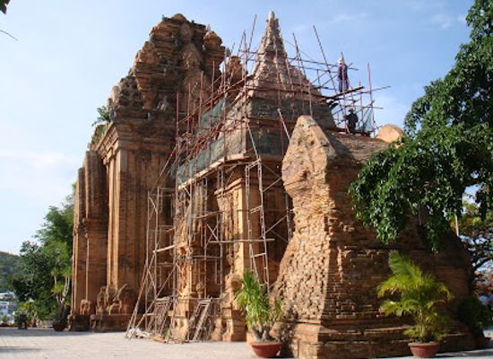 vietnam/nha-trang/nha-trang-cathedral/attraction/ponagar-temple