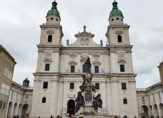 austria/salzburg/attraction/salzburg-cathedral