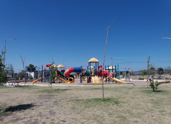mexico/queretaro/juriquilla/attraction/la-lagartija-juriquilla-park