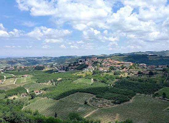 italy/roero/attraction/sentiero-del-lupo