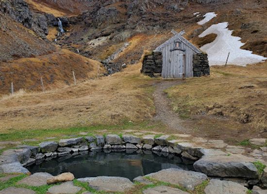 iceland/northwestern-region/attraction/gudrunarlaug-geothermal-hot-pool