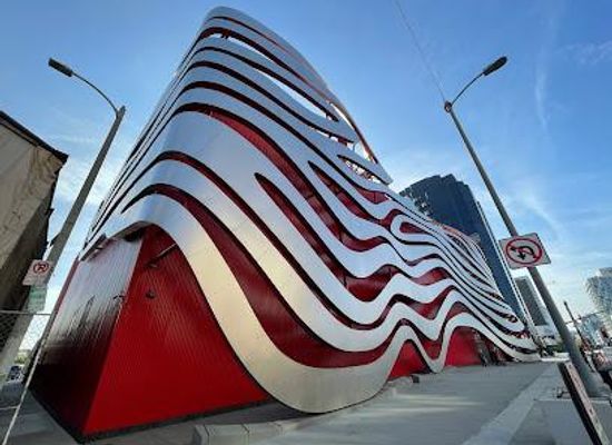 california/monterey-park/attraction/petersen-automotive-museum