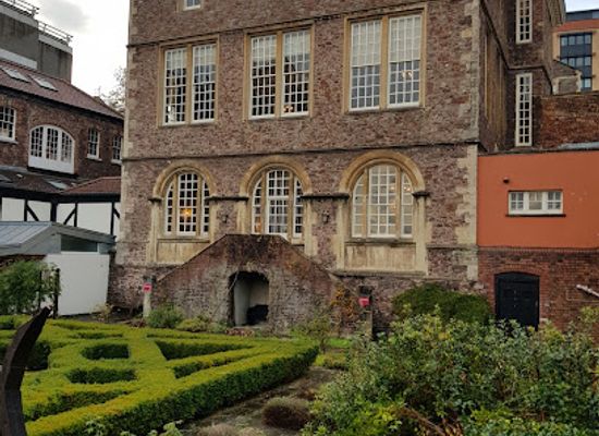 united-kingdom/bristol/harbourside/attraction/the-red-lodge-museum