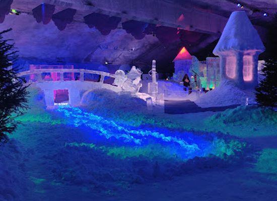 finland/levi/attraction/moomin-ice-cave