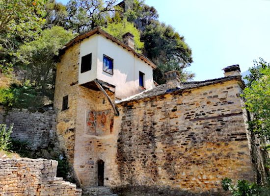 greece/epirus/attraction/panagia-speleotissa-monastery