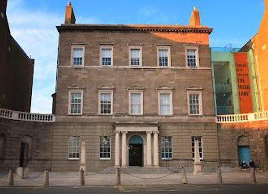 ireland/dublin/attraction/hugh-lane-gallery